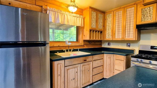 5182 Lars Hansen Road SE, Port Orchard, WA 98367