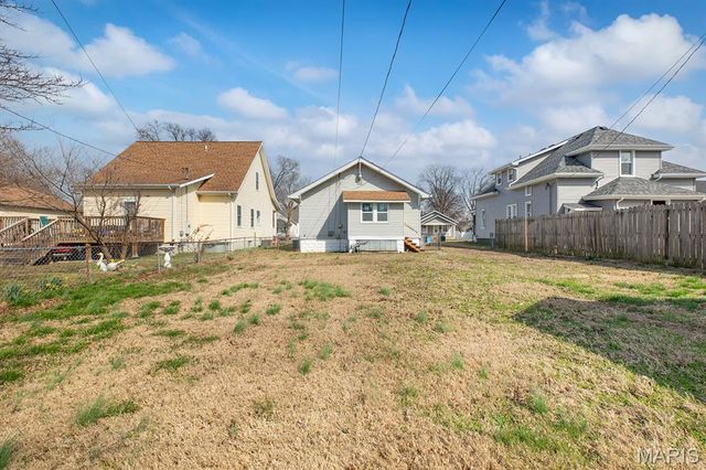 726 Rice Street, Wood River, IL 62095