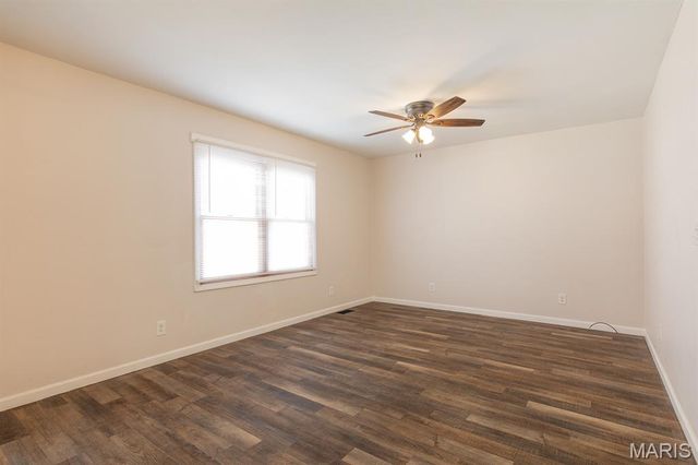 726 Rice Street, Wood River, IL 62095