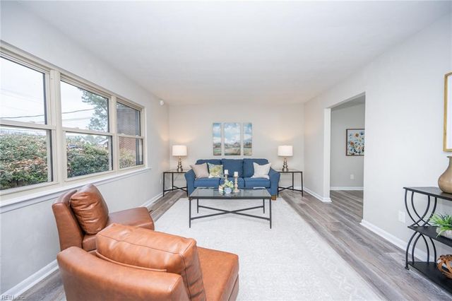 1413 W Queen ST, Hampton, VA 23669