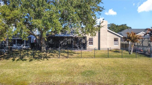 14376 LORD BARCLAY DRIVE, Orlando, FL 32837