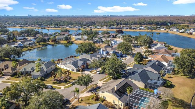 14376 LORD BARCLAY DRIVE, Orlando, FL 32837