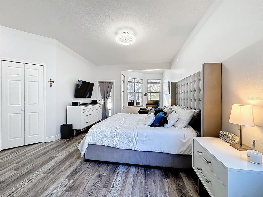 Image 47 of property listing at 14376 LORD BARCLAY DRIVE, Orlando, FL 32837