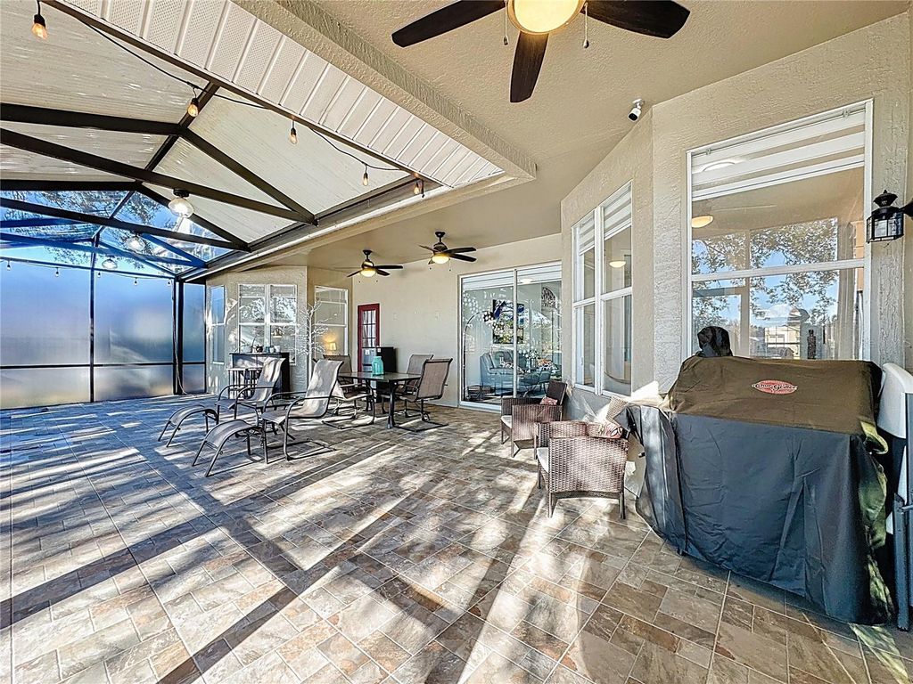 Image 59 of property listing at 14376 LORD BARCLAY DRIVE, Orlando, FL 32837