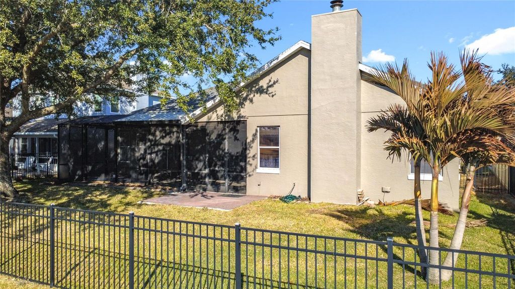 Image 64 of property listing at 14376 LORD BARCLAY DRIVE, Orlando, FL 32837