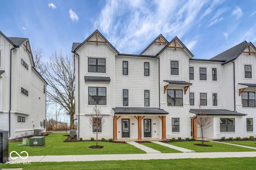 4485 Yellowwood Avenue, Brownsburg, IN 46112