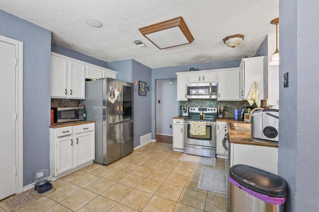 1712 Timberline Lane, Sherman, TX 75092