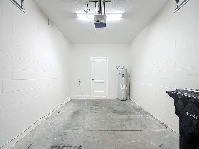 20451 BERRYWOOD LANE, Tampa, FL 33647