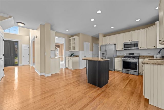 2538 Needham Court, Aurora, IL 60503