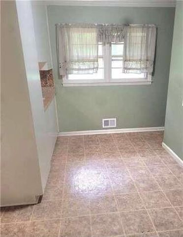 1256 E Piedmont Road, Marietta, GA 30062