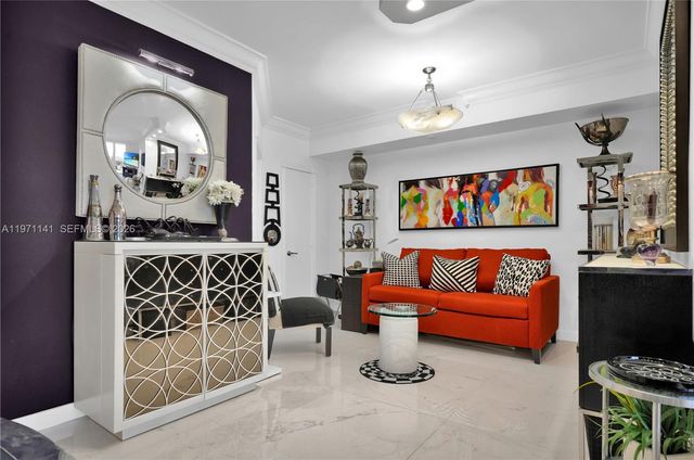 4775 Collins Ave 1806, Miami Beach, FL 33140