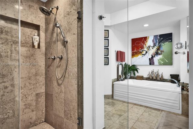 4775 Collins Ave 1806, Miami Beach, FL 33140