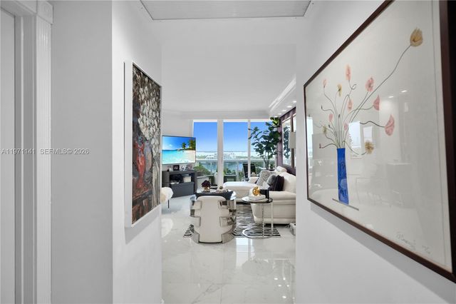4775 Collins Ave 1806, Miami Beach, FL 33140