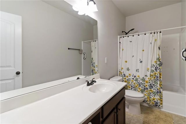 2321 Willow Shade Lane, Loganville, GA 30052