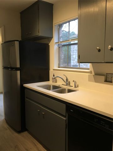 3302 Clawson RD A, Austin, TX 78704