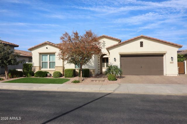 2110 E Aquarius Place, Chandler, AZ 85249