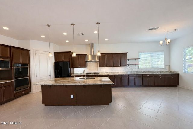 2110 E Aquarius Place, Chandler, AZ 85249