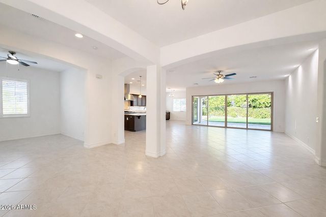 2110 E Aquarius Place, Chandler, AZ 85249