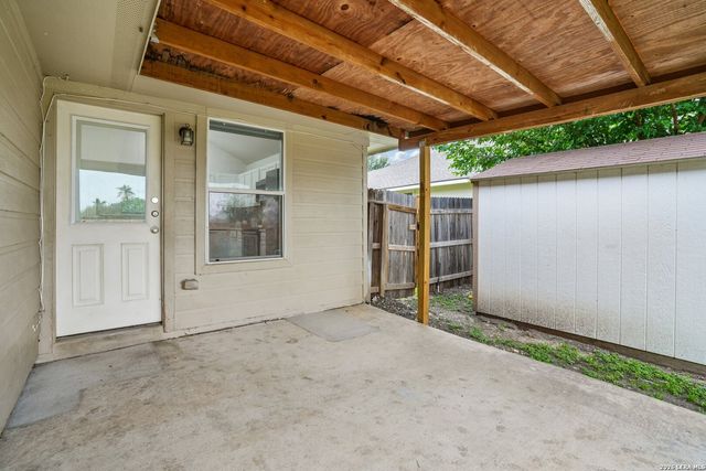 1722 Coxwold Ct, San Antonio, TX 78245