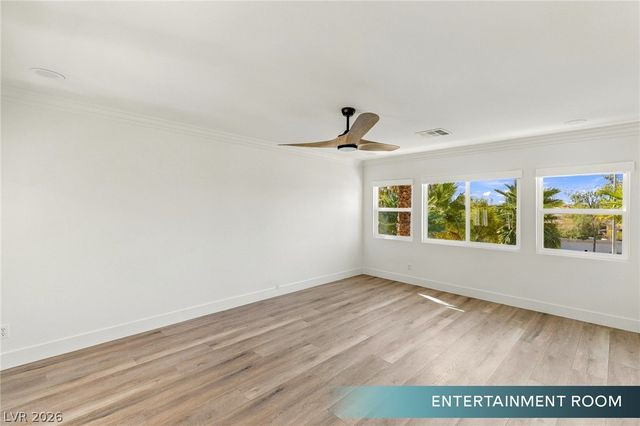 9009 Barium Rock Avenue, Las Vegas, NV 89143