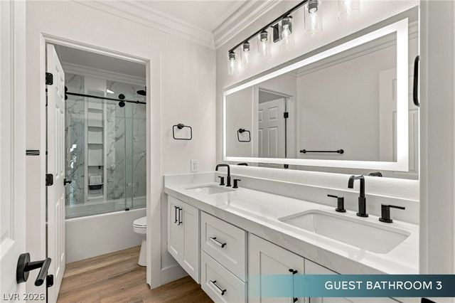 9009 Barium Rock Avenue, Las Vegas, NV 89143