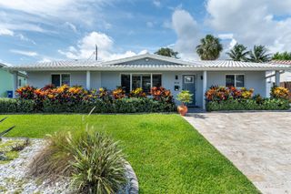 300 SE 8th Court, Pompano Beach, FL 33060