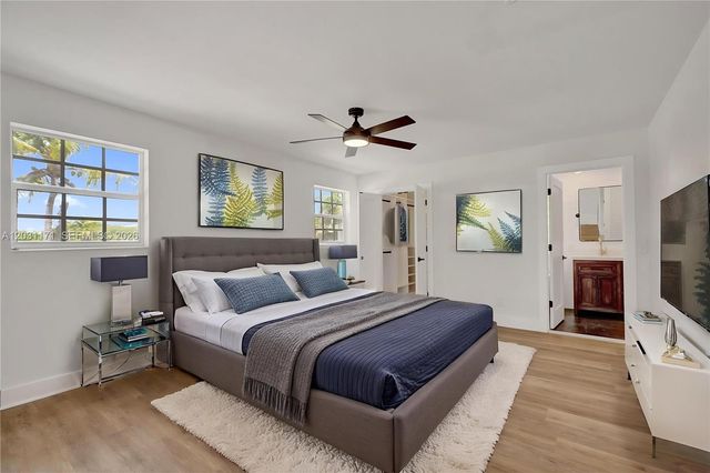 8320 SW 161st St, Palmetto Bay, FL 33157