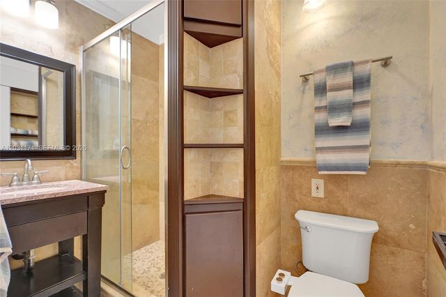 8320 SW 161st St, Palmetto Bay, FL 33157
