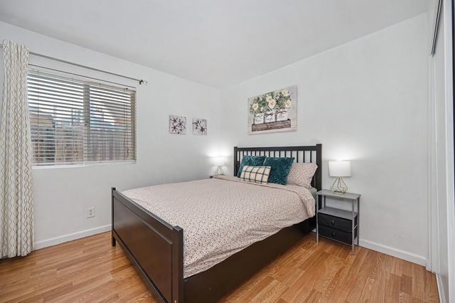 8705 Laguna Star Dr, Elk Grove, CA 95758