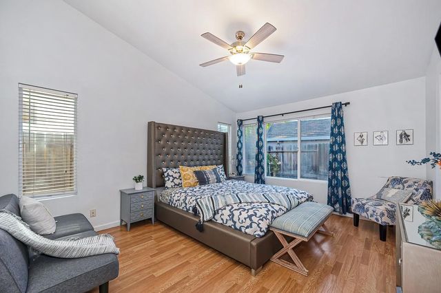 8705 Laguna Star Dr, Elk Grove, CA 95758