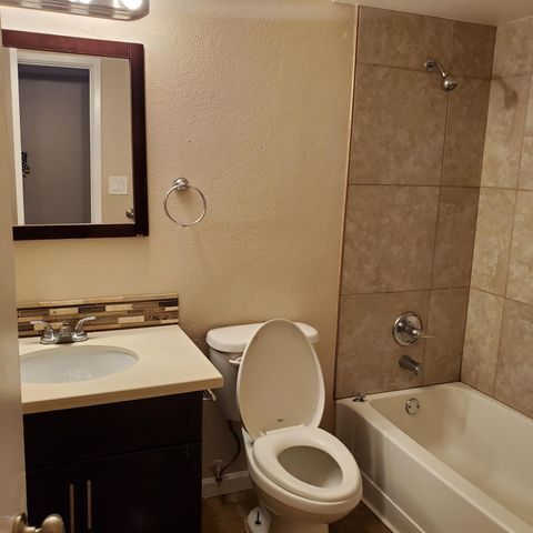 1719 E GAYLON Drive, Tempe, AZ 85282