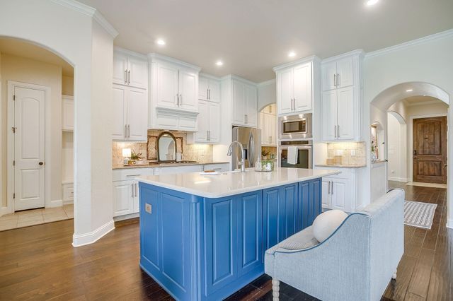 306 Creekview Terrace, Aledo, TX 76008