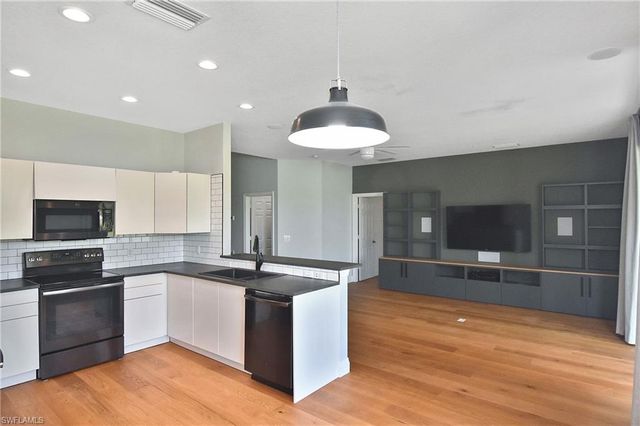 11069 River Trent CT, Lehigh Acres, FL 33971