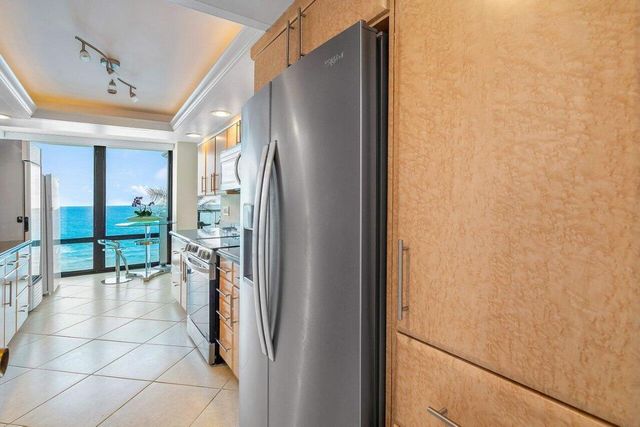 250 S Ocean 10c Boulevard 10-C, Boca Raton, FL 33432