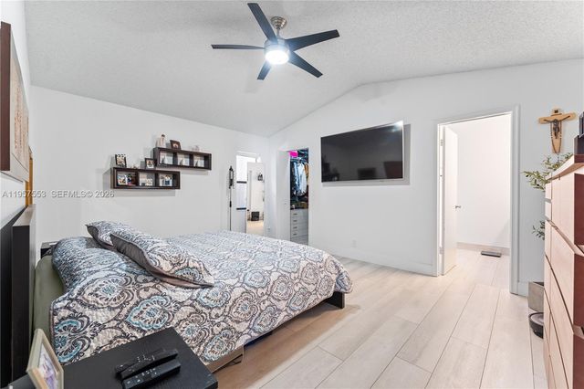 2915 NW 95th Ave, Coral Springs, FL 33065