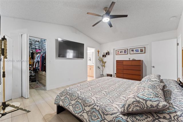 2915 NW 95th Ave, Coral Springs, FL 33065