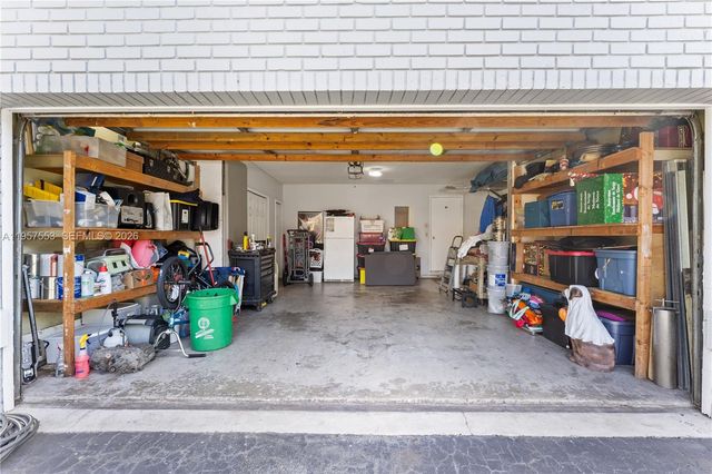 2915 NW 95th Ave, Coral Springs, FL 33065