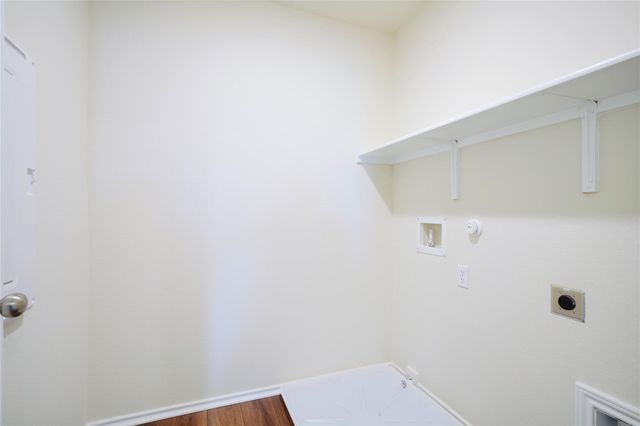 384 Papaya DR, Buda, TX 78610