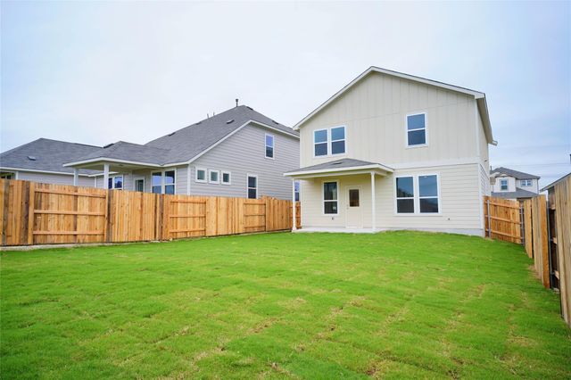 384 Papaya DR, Buda, TX 78610