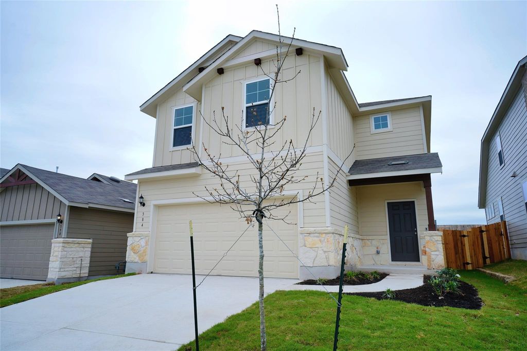 384 Papaya DR, Buda, TX 78610