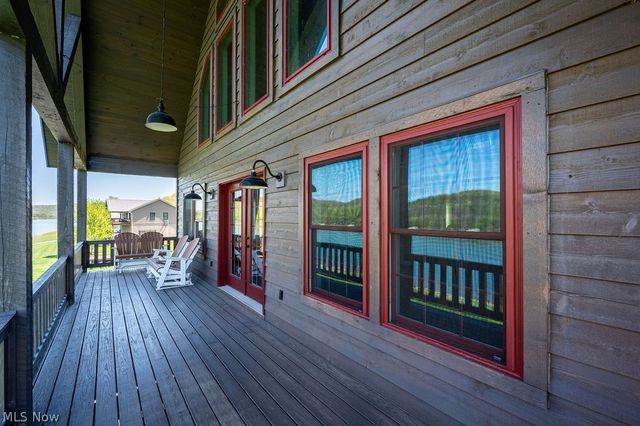 146 S. River Rail Lane, St Marys, WV 26170