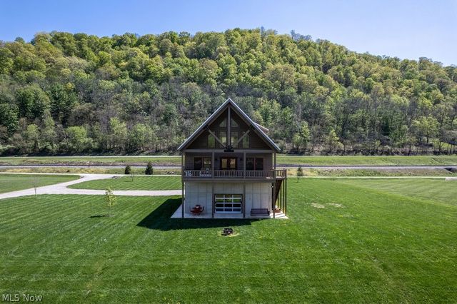 146 S. River Rail Lane, St Marys, WV 26170