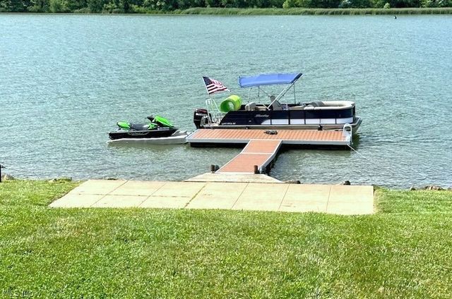 146 S. River Rail Lane, St Marys, WV 26170