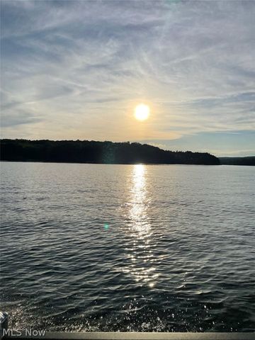 146 S. River Rail Lane, St Marys, WV 26170