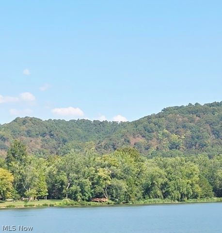 146 S. River Rail Lane, St Marys, WV 26170