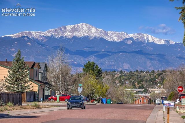 6674 Chantilly Place, Colorado Springs, CO 80922