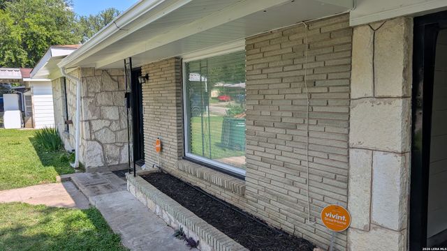 166 Tabard, San Antonio, TX 78213