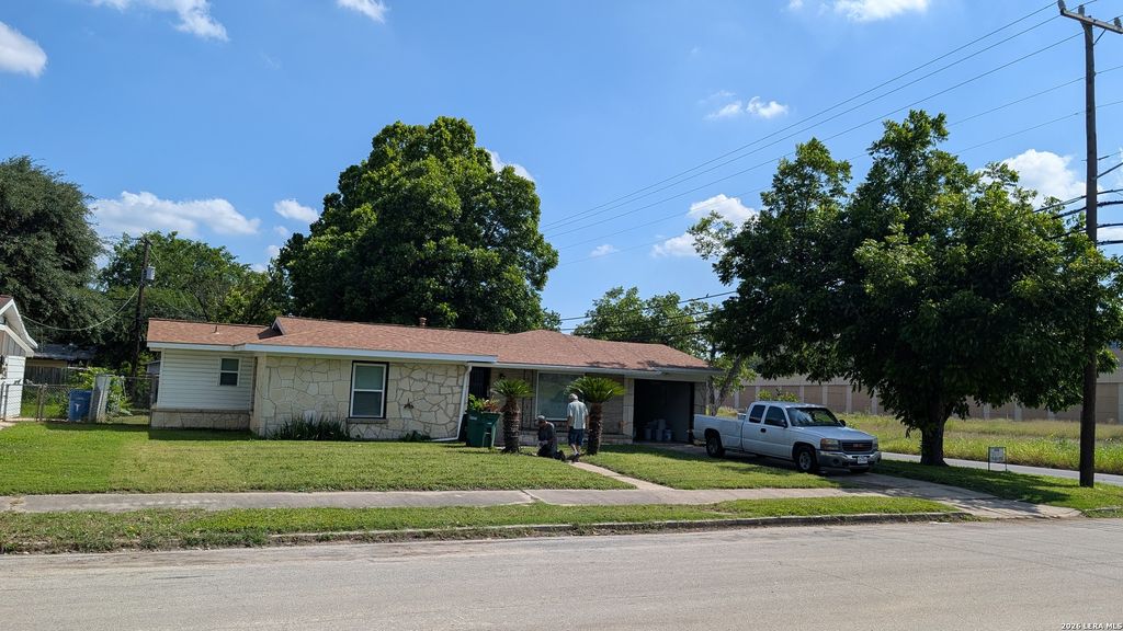 166 Tabard, San Antonio, TX 78213