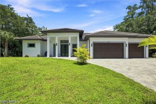 209 35th AVE NW, Naples, FL 34120