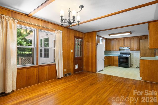 3137 Frederick Place, Charlotte, NC 28210